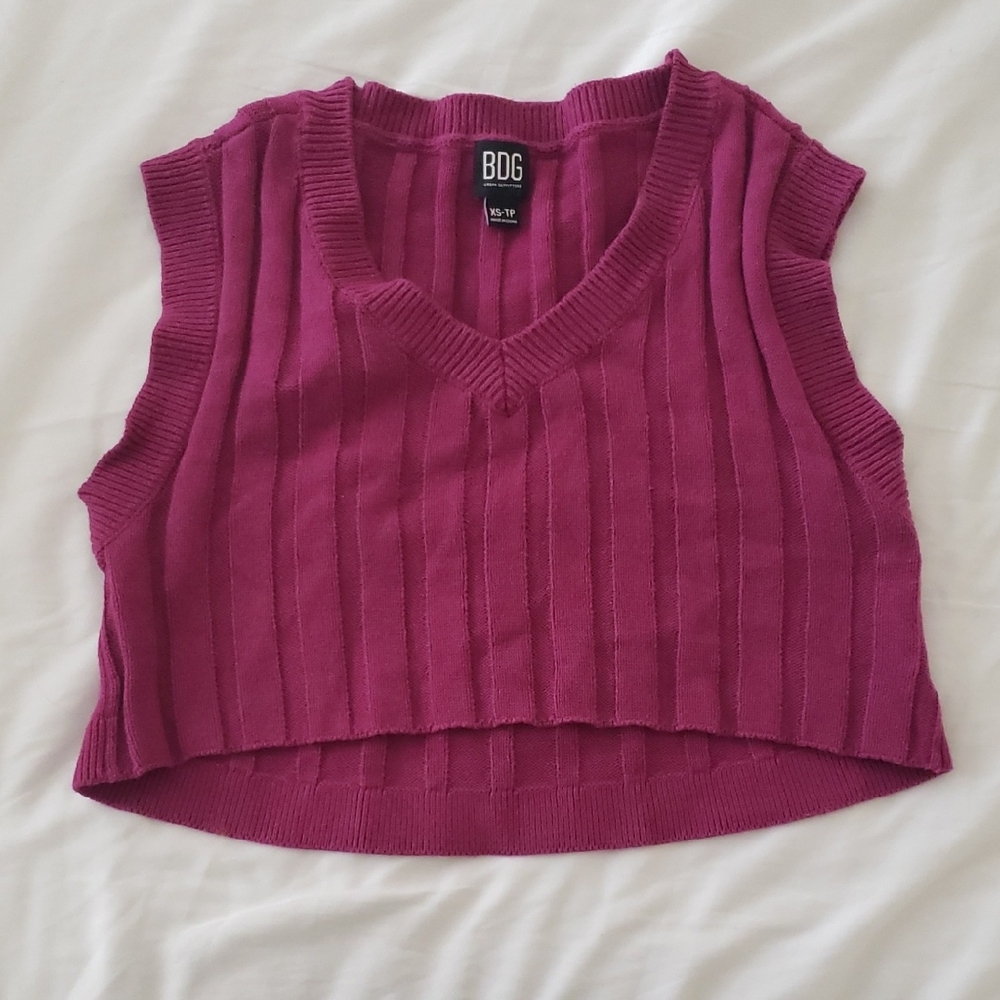 Urban Outfitters fuschia oversize cropped sweater vest
